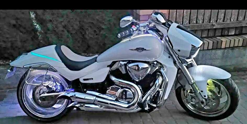 Suzuki Intruder 1.8 M109R Boulevard
