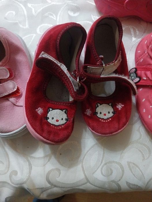 Buty dla dziewczynki - rozmiar 23
