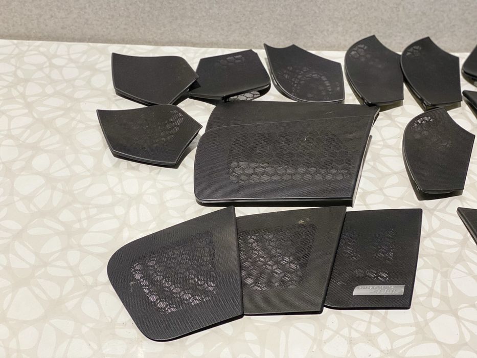 Сітка колонки в карту Audi A6 C6 сєтка дверних карт Bose Ауді А6 С6