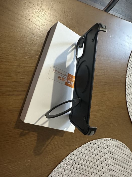 Чехол для айфон 12 про