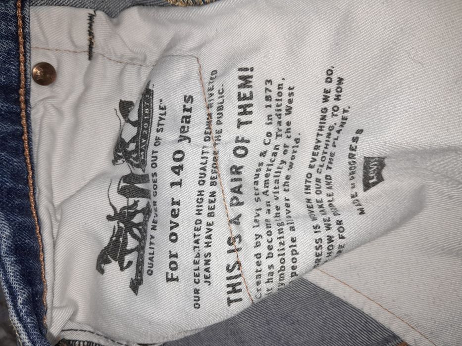 Calças levi's 502 portes grátis