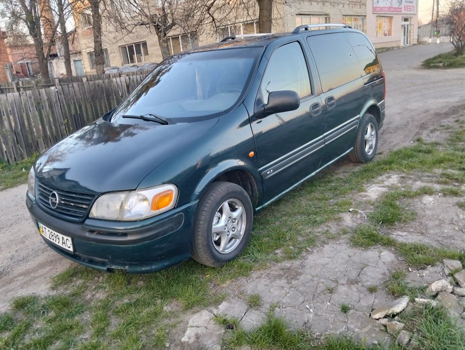 Продам автомобіль на бензині