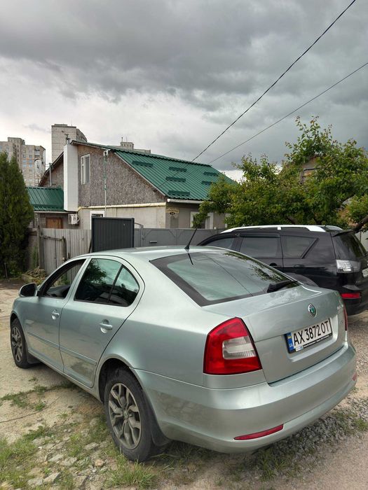 Skoda Octavia 2012 VIN TMBCK41Z8CB158025 фото оголошення 4 з 19