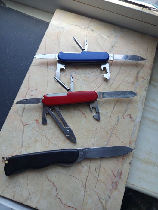 Нож  Victorinox Швейцария.