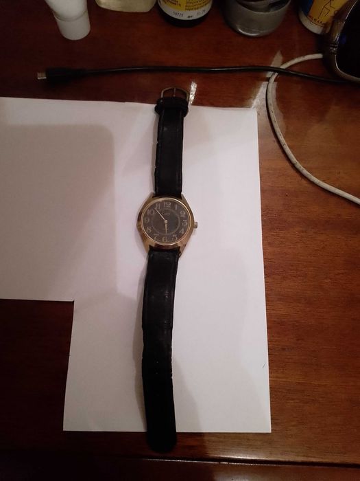 продам часы Луч 15 Jewels на ходу