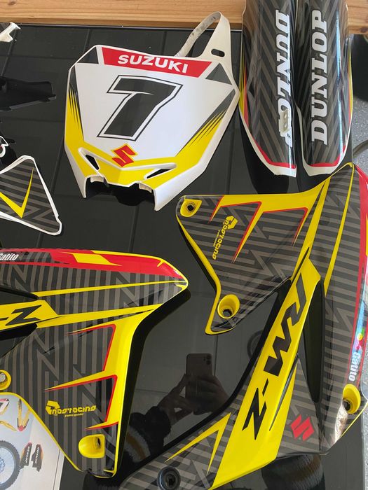 Kit Autocolantes Suzuki