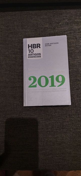 Livros sobre marketing , inteligência artificial , etc