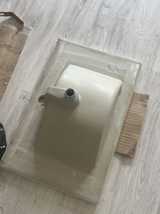 Móvel de casa de banho com lavatorio moderno em cinza