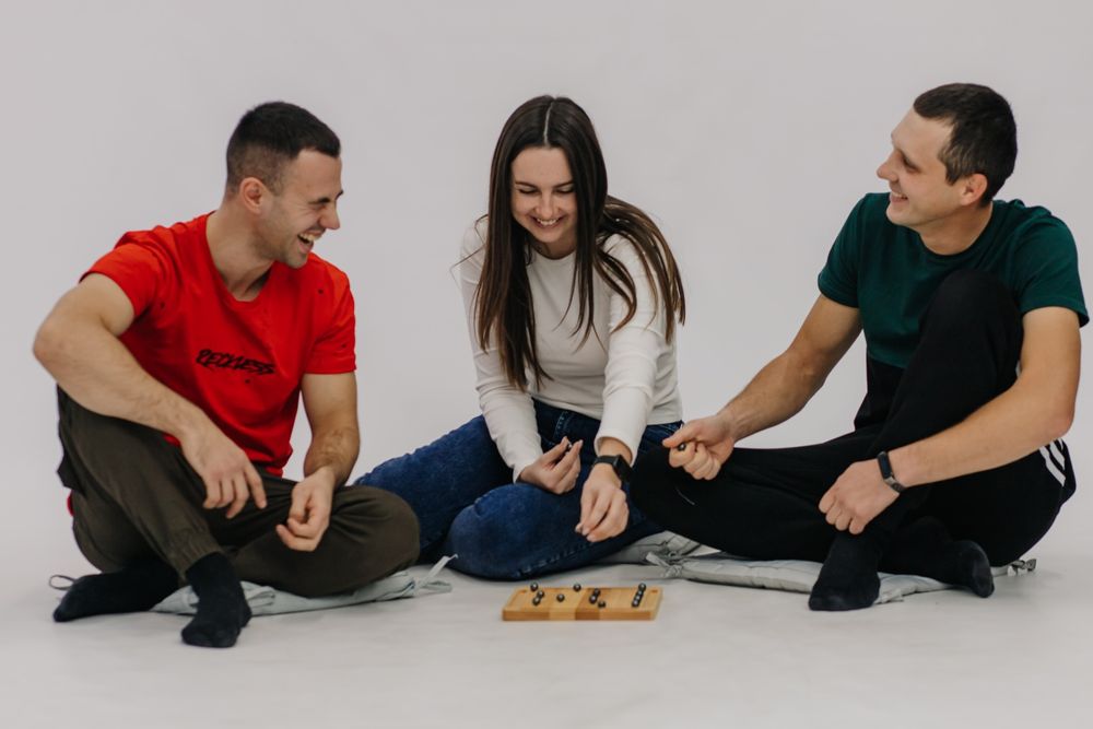 Настільна  дерев'яна гра "Магнітний бій" Магнітні шахмати, шахи.