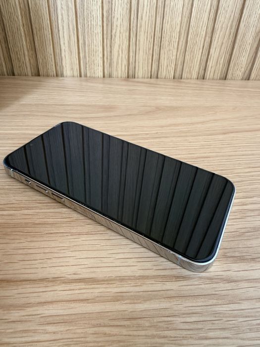 iPhone 13 Pro Max 256 ГБ — ідеальний стан