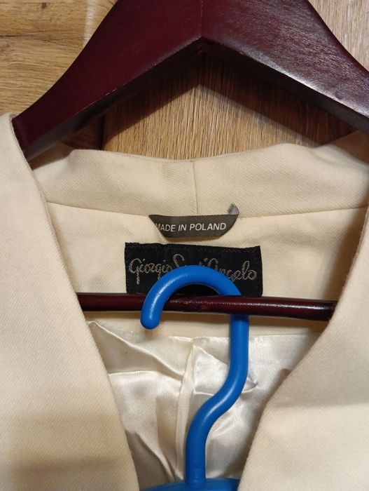 Okazja Garsonka 2 części ecru wełna 100 procent M 38