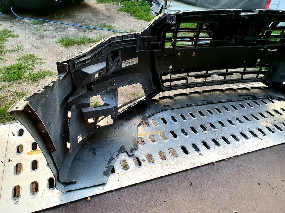 Zderzak przód przedni Audi A6 C7 S-Line Lift grill atrapa Logo kratka