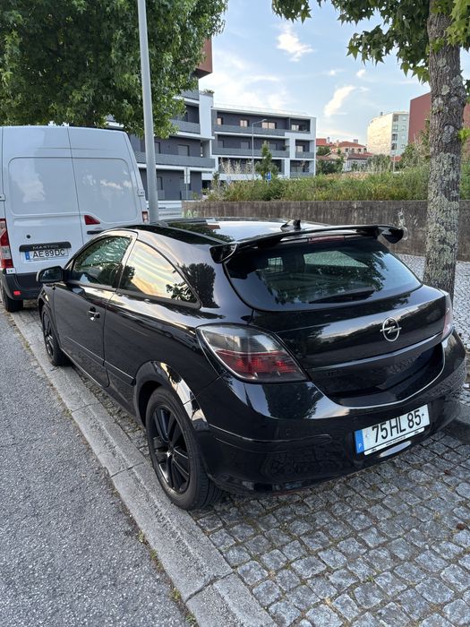 Opel Astra H GTC