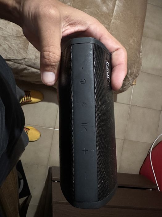 Coluna de som marca Mifa