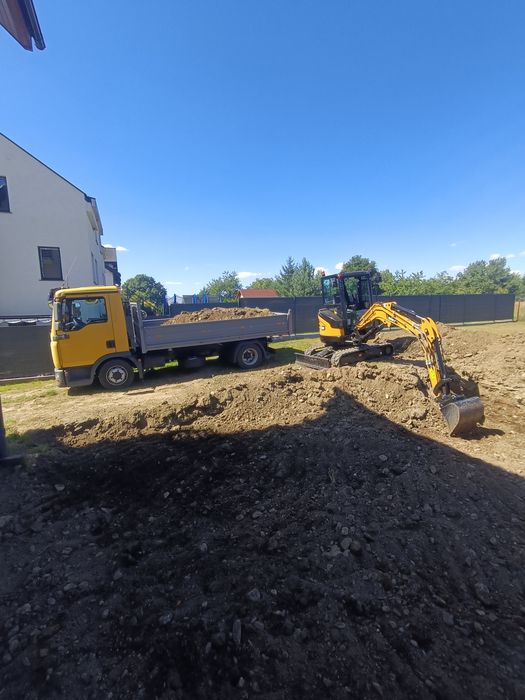 Usługi minikoparką 2,8 tony,wiertnica