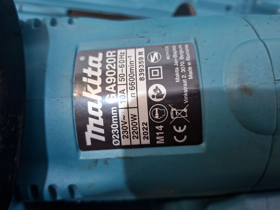 Makita Кутова шліфувальна машина Makita GA 9020R