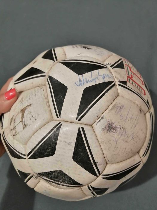 Bola de Futebol Itália 90 (oficialmente aprovada pela FIFA)