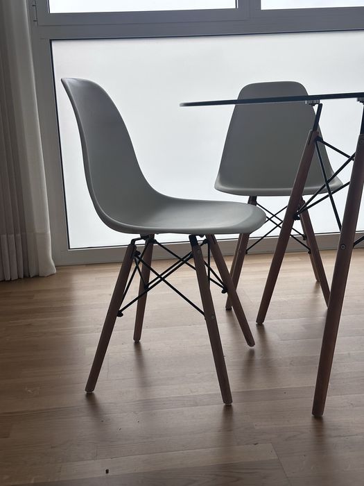 Conjunto Mesa e Cadeiras Sklum