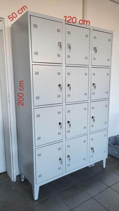 Szafa depozytowa metalowa / 12 szafek na klucz
Szafa SP400-012/480N703