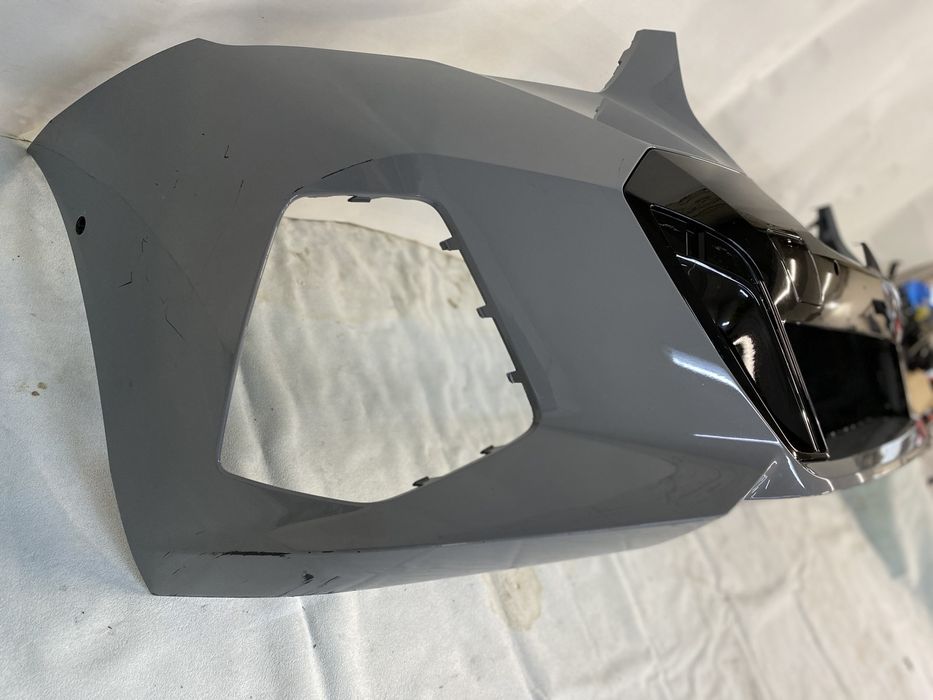 Передній бампер BMW 5 G60