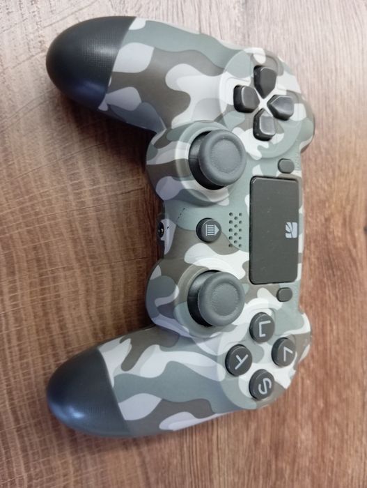 Comando ps4 excelente estado