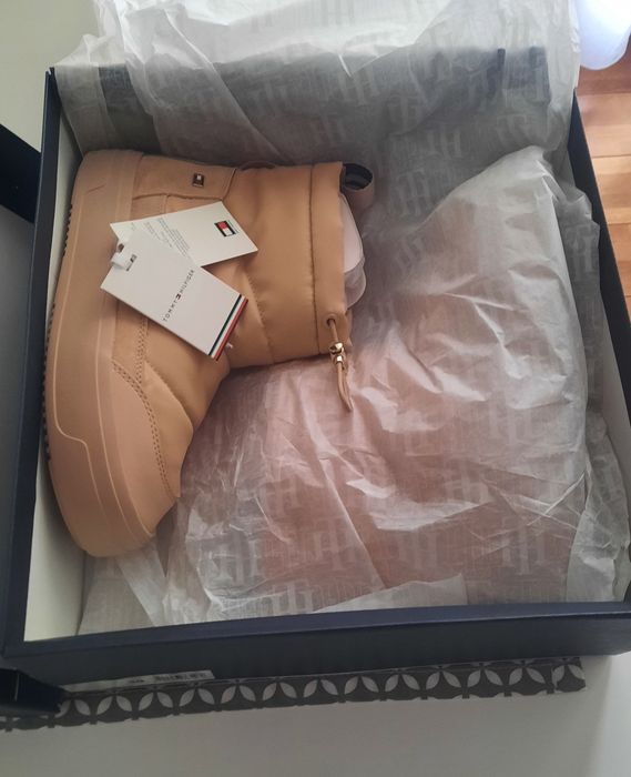 Tommy Hilfiger - NOWE śniegowce rozm.39