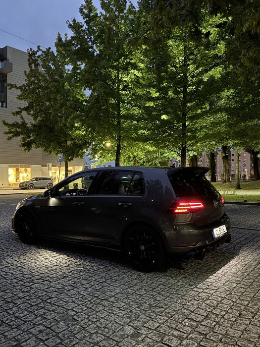 VW Golf GTI 7.5 Performance