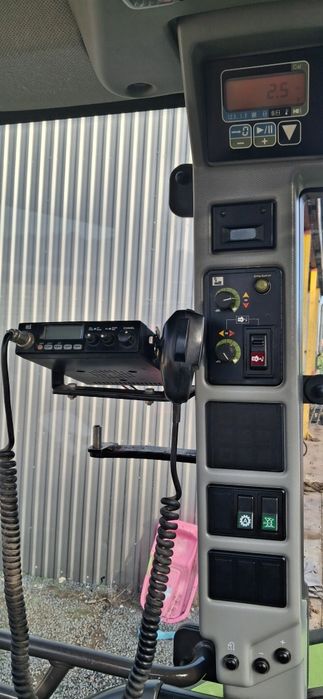 Claas ares 697 atz
