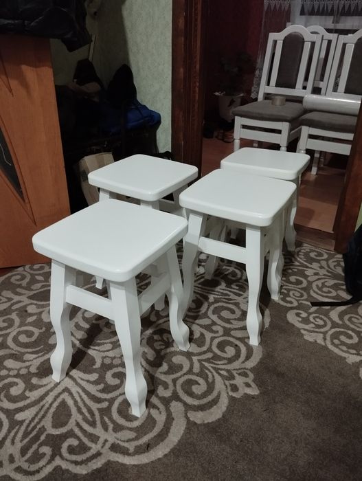 Продам табуретки