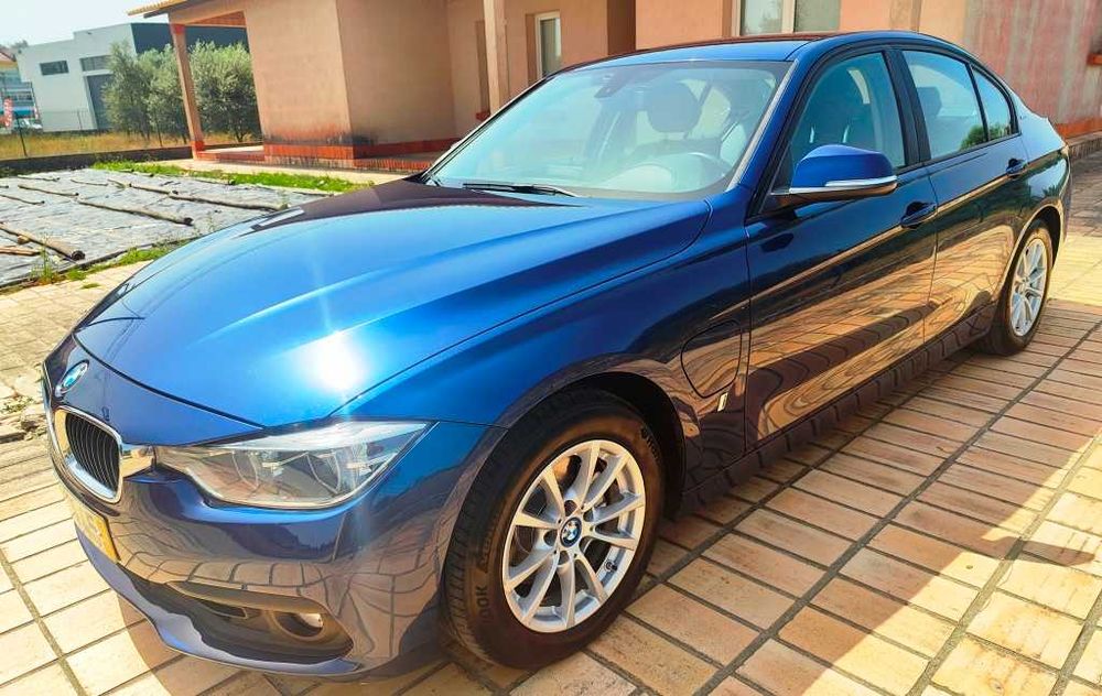 BMW 330e plugin hibrido 252cv / 220€ mês