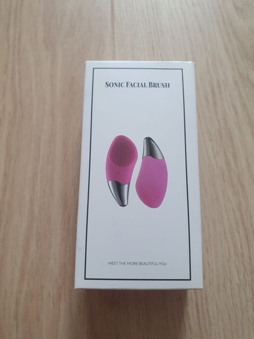 Szczoteczka soniczna ładowana na usb z kablem