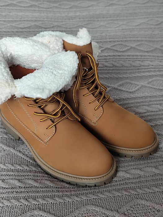 Демісезонні ботінки