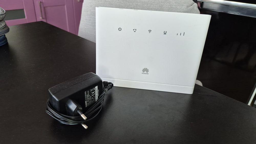 Huawei b315s router SIM Wi-Fi