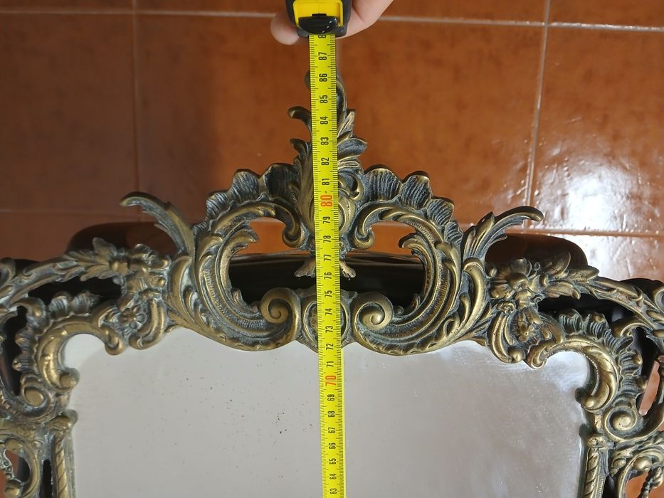 Mesa de entrada com espelho