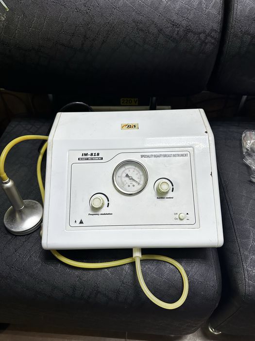 Апарат вакумного масажу