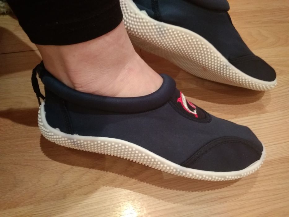 Обувь для плавания с кораллами