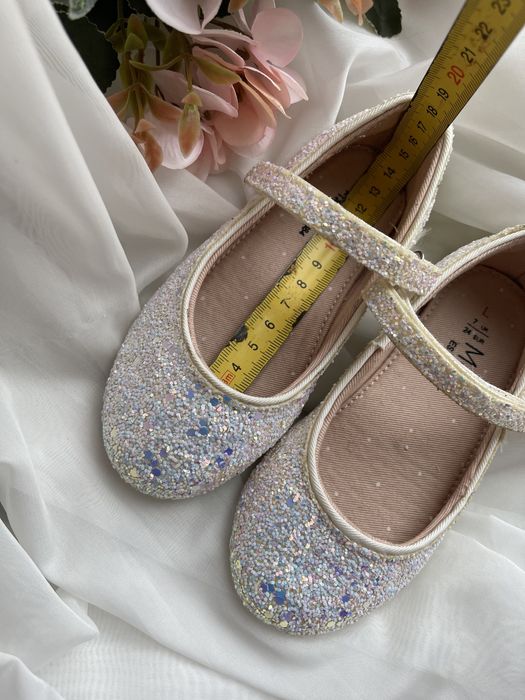 Туфельки для девочки