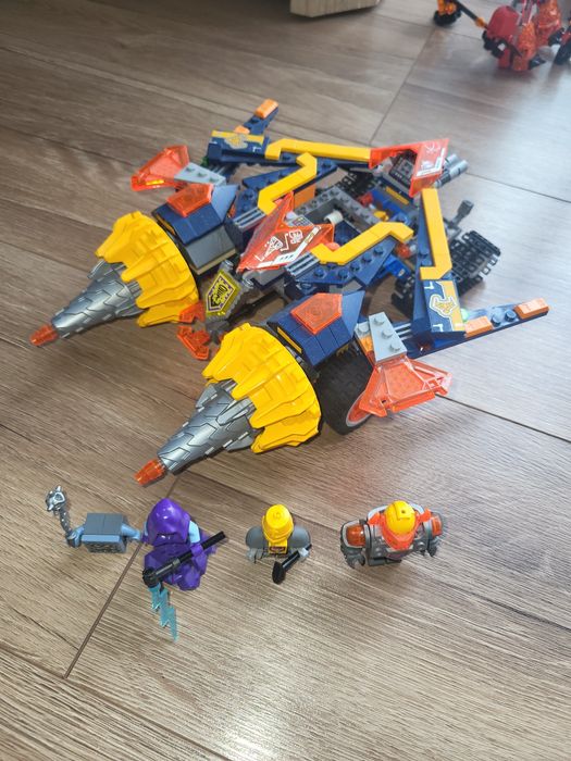 Kolekcja zestawów lego nexo knights