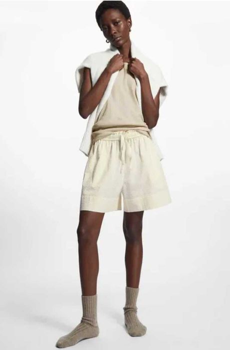 COS жіночі шорти