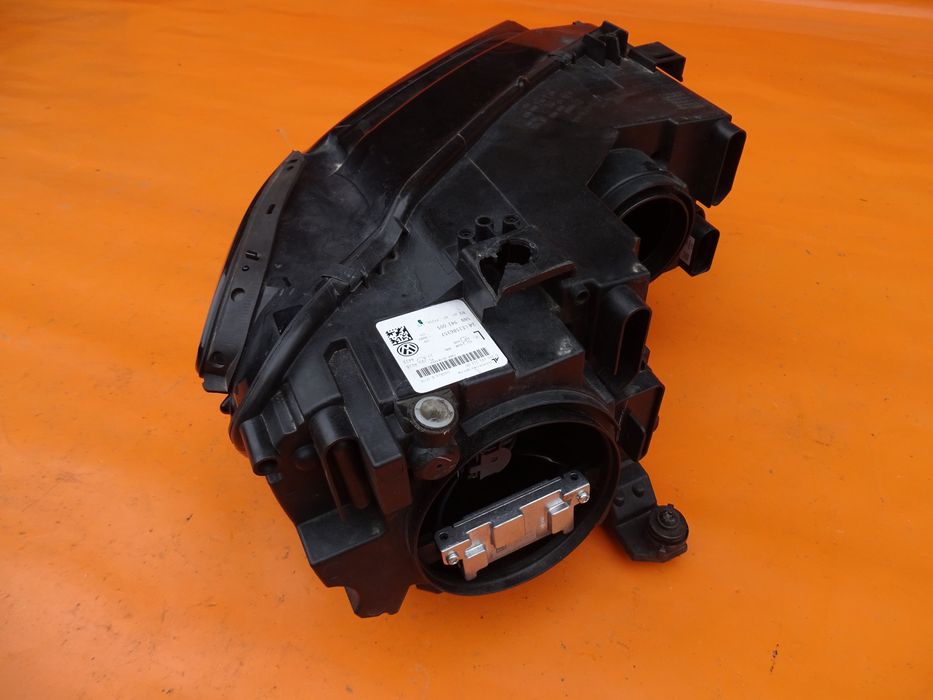 VW Tiguan 5N Lampa Lewy Przód 5NN941005  Europa