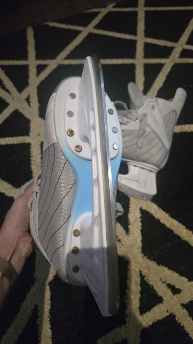 damskie łyżwy hokejowe marki Tempish model Vancouver Lady r. 38