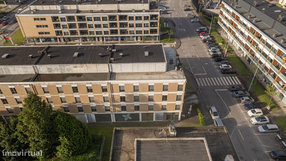 Apartamento T3 renovado em Celeirós
