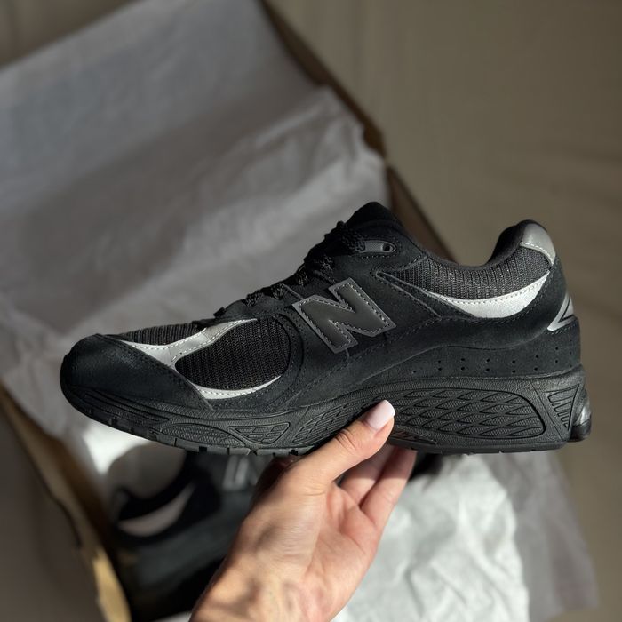 Кросівки New Balance 2002R