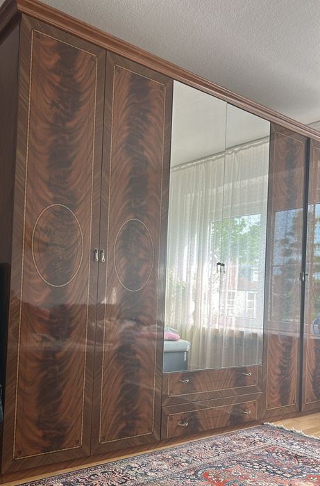 Продаю шафу, чотири секції