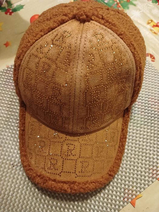 Шикарная бейсболка Teddi