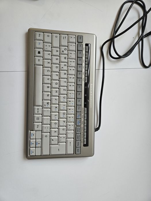 Klawiatura BakkerElkhuizen S-board 840.