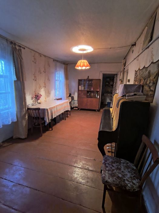 Частина будинку в Левкові