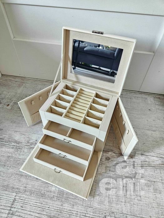 Duża szkatułka z poziomami na biżuterię kuferek kolczyki łańcuszki