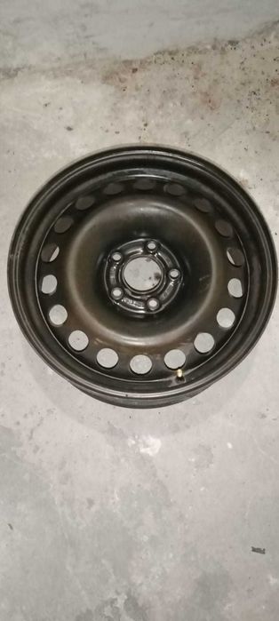 felgi stalowe komplet 4 sztuki używane 16" 5x110 ET41 6,1/2 Jx