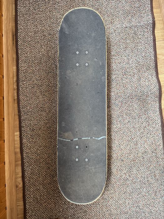 Скетборд fucking awesome